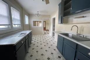 519 Seymour Ave, Jackson, MI 49202 - Photo 5