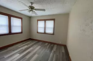 519 Seymour Ave, Jackson, MI 49202 - Photo 7