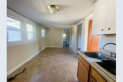 519 Seymour Avenue, Jackson, MI 49202 - Photo 15