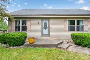 15510 Davis Dr, Addison, MI 49220 - Photo 9