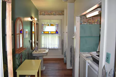 706 W Loomis Street, Ludington, MI 49431 - Photo 13