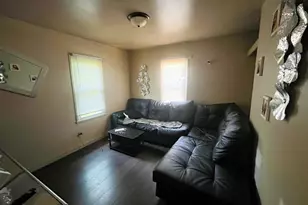 840 E High St, Benton Harbor, MI 49022 - Photo 11