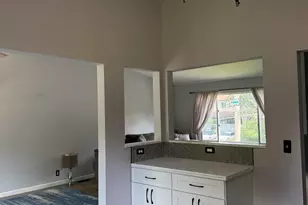4283 Woodstock Rd, Waterford, MI 48328 - Photo 11