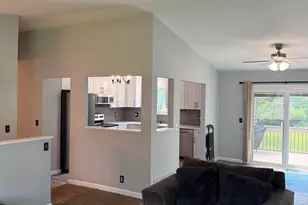 4283 Woodstock Rd, Waterford, MI 48328 - Photo 3
