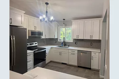 4283 Woodstock Road, Waterford, MI 48328 - Photo 5