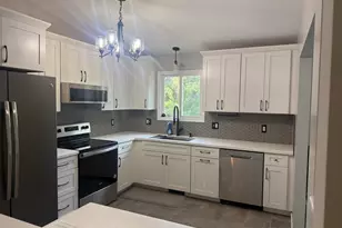 4283 Woodstock Rd, Waterford, MI 48328 - Photo 5