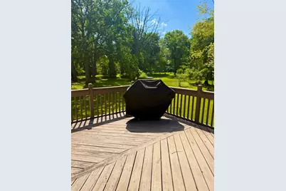 4283 Woodstock Road, Waterford, MI 48328 - Photo 13