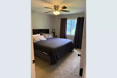 4283 Woodstock Road, Waterford, MI 48328 - Photo 15