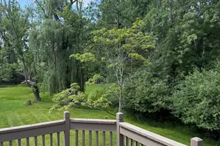 4283 Woodstock Rd, Waterford, MI 48328 - Photo 11