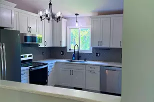 4283 Woodstock Rd, Waterford, MI 48328 - Photo 9