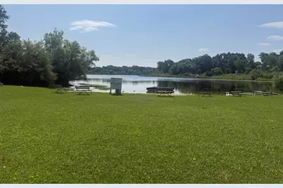 4283 Woodstock Road, Waterford, MI 48328 - Photo 27