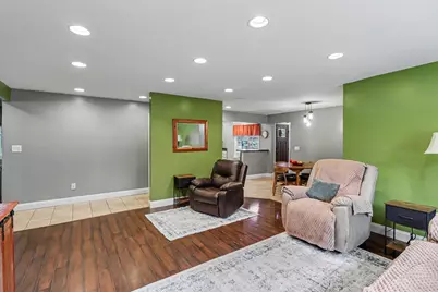 1134 S 24th Street S, Battle Creek, MI 49015 - Photo 7