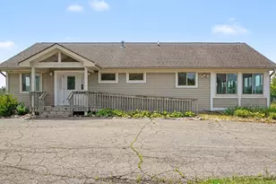 8753 Pleasant Lake Rd, Ann Arbor, MI 48103 - Photo 5