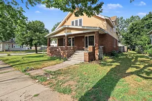 1607 6th St, Muskegon, MI 49441 - Photo 3
