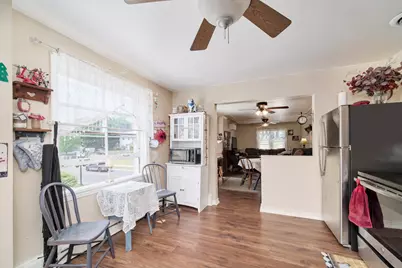 135 Washington Street, Manistee, MI 49660 - Photo 11