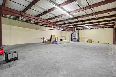 2460 Meadowbrook Road, Benton Harbor, MI 49022 - Photo 15