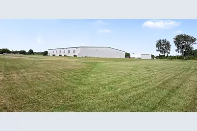 2460 Meadowbrook Road, Benton Harbor, MI 49022 - Photo 23
