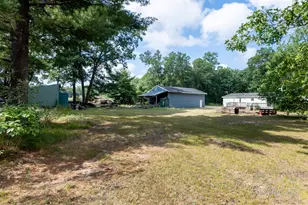 1634 S Chatterson Rd, Muskegon, MI 49442 - Photo 33