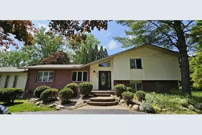 2838 Birchena Crescent, West Bloomfield, MI 48324 - Photo 1