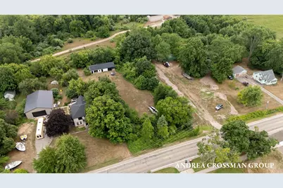 866 E 24th Street, Holland, MI 49423 - Photo 3