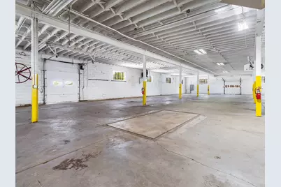 200 E Broadway Street, Three Rivers, MI 49093 - Photo 3