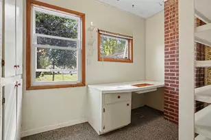 17 4th St, Plainwell, MI 49080 - Photo 11