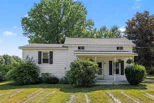 17 4th St, Plainwell, MI 49080 - Photo 1