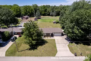 997 Cypress Dr, Jenison, MI 49428 - Photo 33