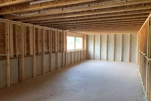 10535 Winnie Ln, Allendale, MI 49401 - Photo 5