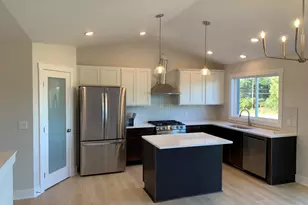 10535 Winnie Ln, Allendale, MI 49401 - Photo 3