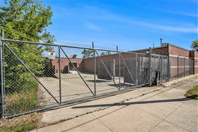 1206 E Crosstown Parkway #Entire bldg, Kalamazoo, MI 49001 - Photo 25
