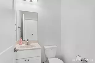1808 Robinson St, Grand Haven, MI 49417 - Photo 13