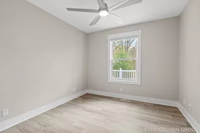 1448 E Addison Way, Muskegon, MI 49445 - Photo 7