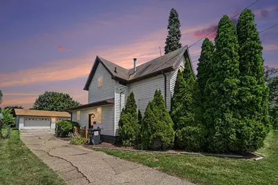 514 Saint Clair Avenue, Jackson, MI 49202 - Photo 1