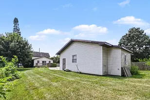 514 St Clair Ave, Jackson, MI 49202 - Photo 29