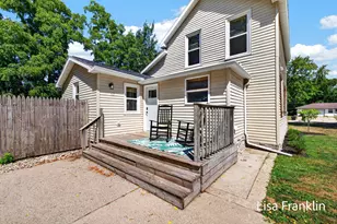 2524 SW 36th Street SW, Wyoming, MI 49519 - Photo 3