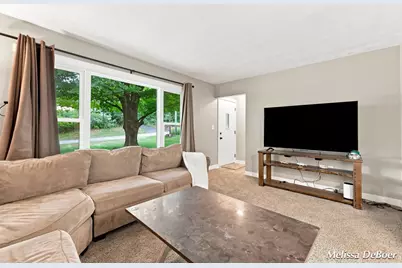 2014 3 Mile Road NE, Grand Rapids, MI 49505 - Photo 5
