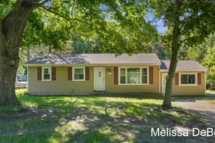 2014 3 Mile Rd NE, Grand Rapids, MI 49505 - Photo 3