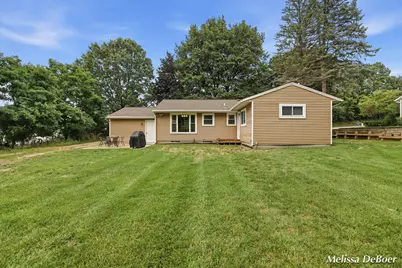 2014 3 Mile Road NE, Grand Rapids, MI 49505 - Photo 3