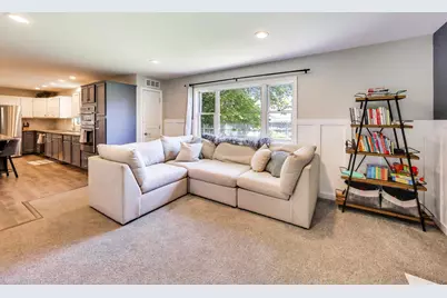 4015 Silver Oaks Drive, Saint Joseph, MI 49085 - Photo 13