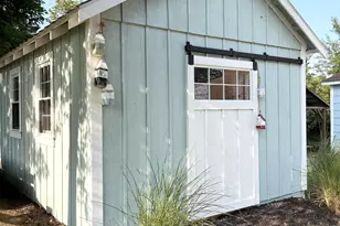227 Hughes St, Manistee, MI 49660 - Photo 41