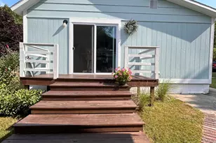 227 Hughes St, Manistee, MI 49660 - Photo 3