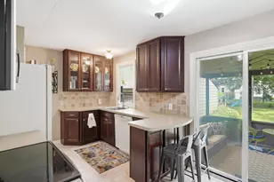 2104 Arborview Blvd, Ann Arbor, MI 48103 - Photo 7