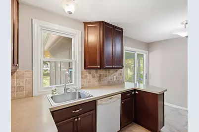 2104 Arborview Boulevard, Ann Arbor, MI 48103 - Photo 9