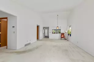 2736 Mulford Dr SE, Grand Rapids, MI 49546 - Photo 11