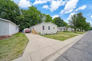 508 Rio Grande Dr, Adrian, MI 49221 - Photo 3