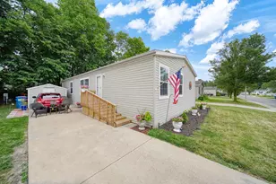 508 Rio Grande Dr, Adrian, MI 49221 - Photo 1