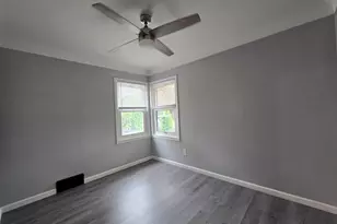 1032 Buckingham Ave, Lincoln Park, MI 48146 - Photo 9