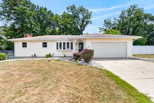 257 Wagon Wheel Ln, Battle Creek, MI 49017 - Photo 1