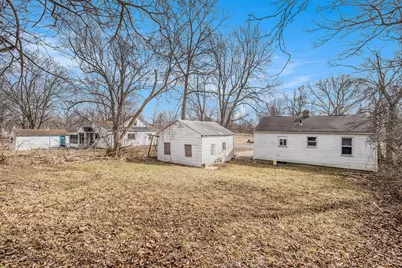 933 E Foss Avenue, Flint, MI 48505 - Photo 15